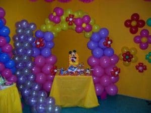 como-hacer-arreglos-con-globos-para-fiestas-infantiles-8